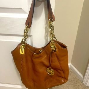 Michael Kors shoulder bag w/ gold hardware